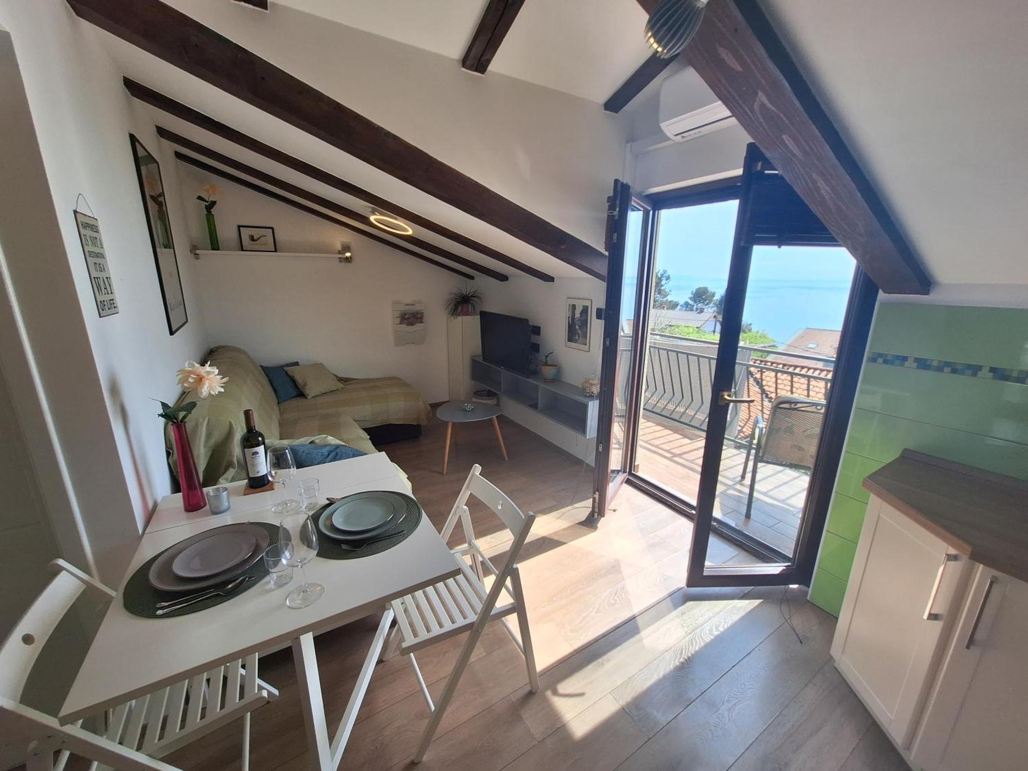 Fenix - Stunning View, Great Location & Free Parking Apartment Opatija Bagian luar foto